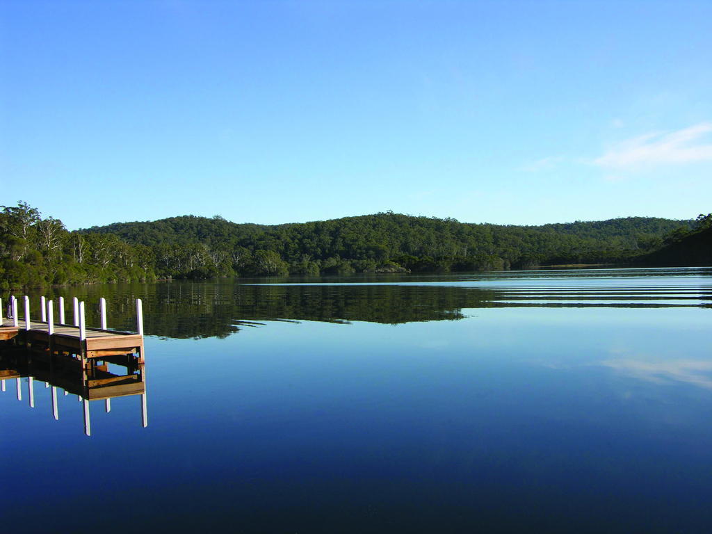 Gipsy Point Lakeside Экстерьер фото